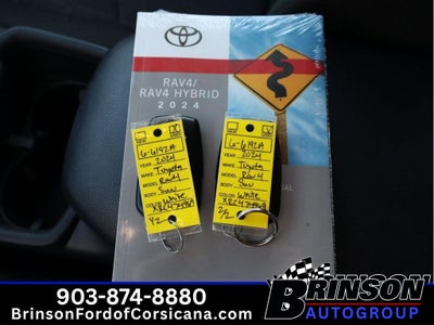 2024 Toyota RAV4 XLE