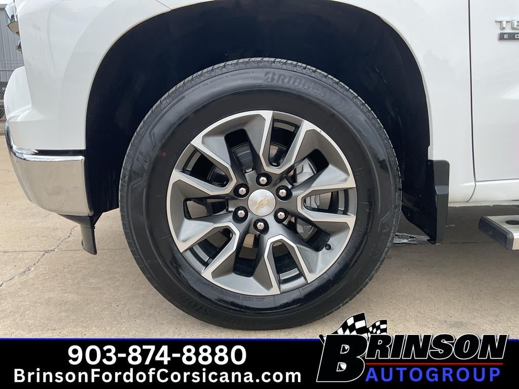 2024 Chevrolet Silverado LT