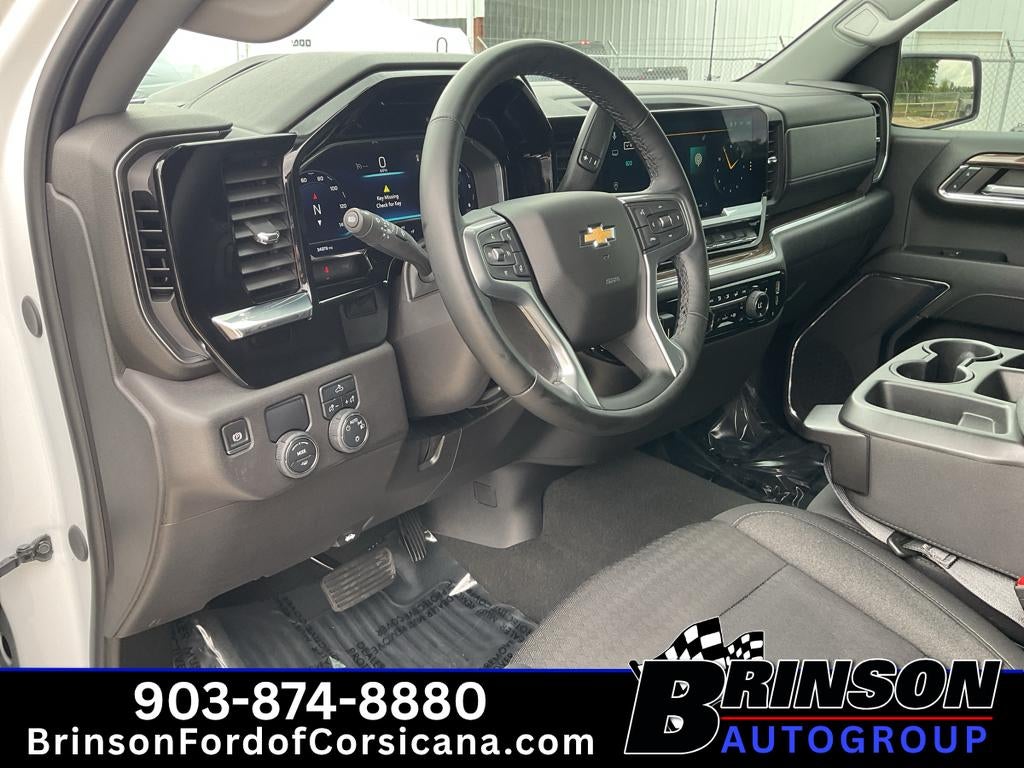 2024 Chevrolet Silverado LT