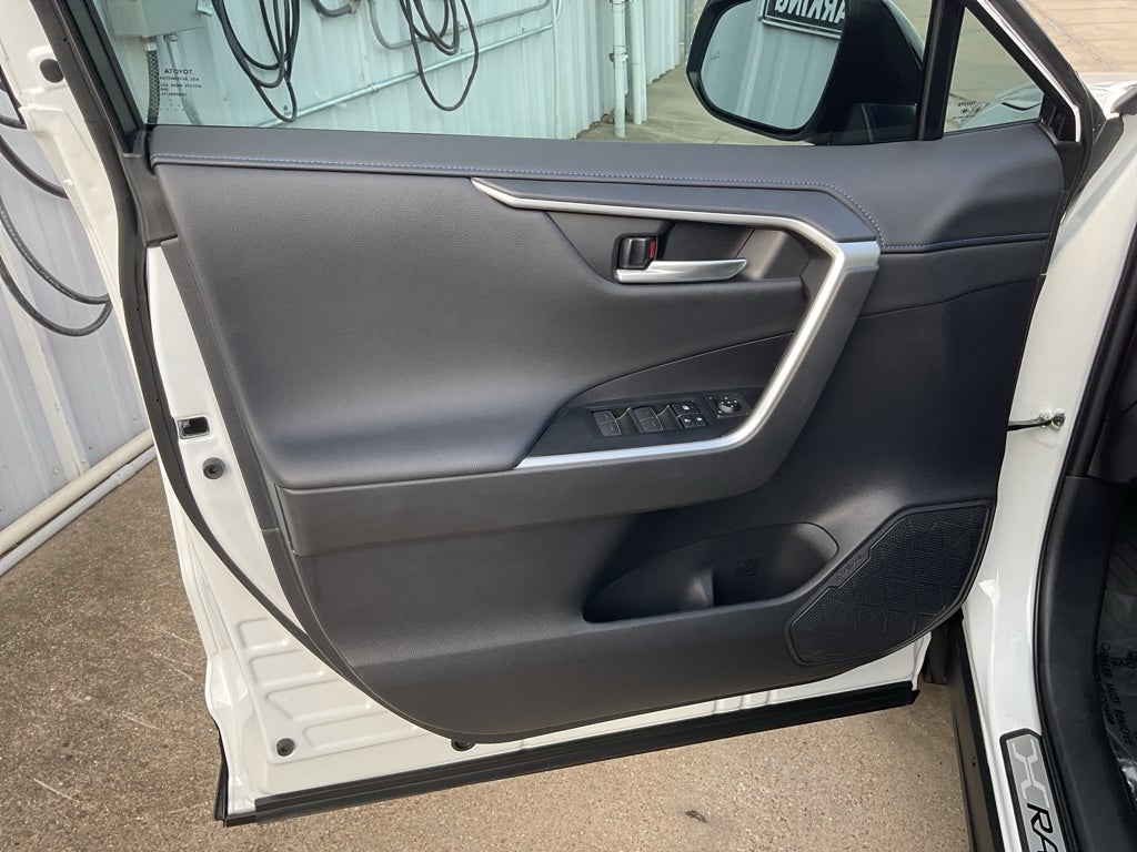 2025 Toyota RAV4 Hybrid Hybrid XSE