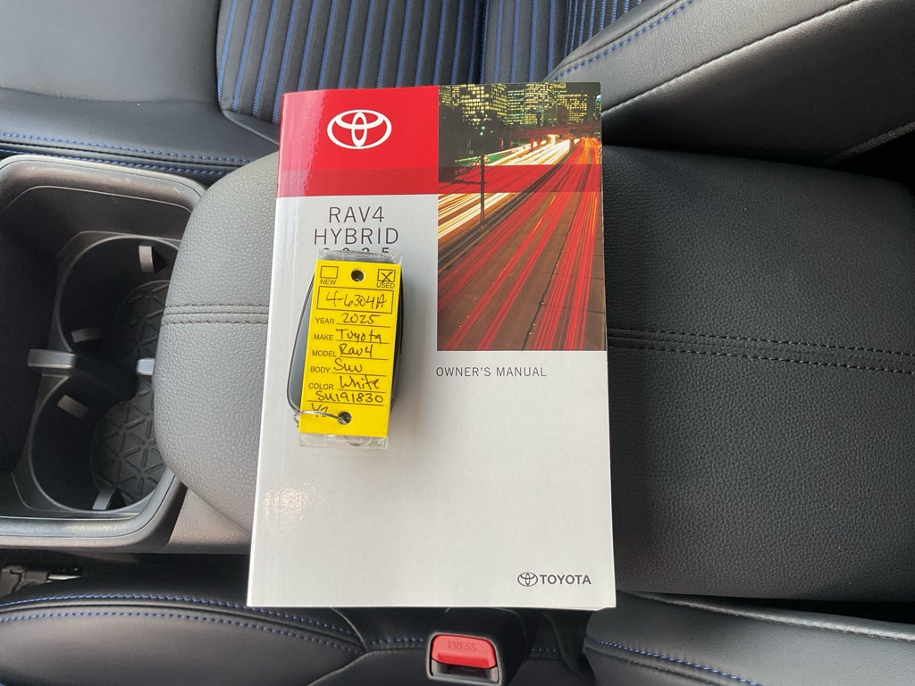 2025 Toyota RAV4 Hybrid Hybrid XSE