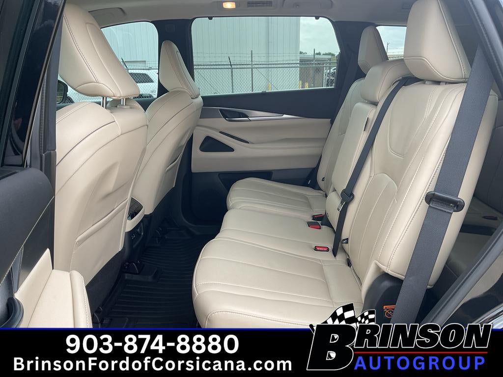 2023 INFINITI QX60 LUXE