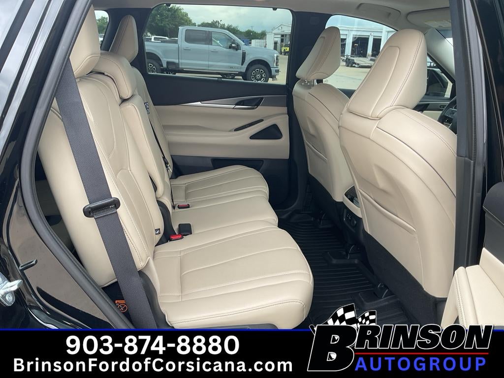 2023 INFINITI QX60 LUXE