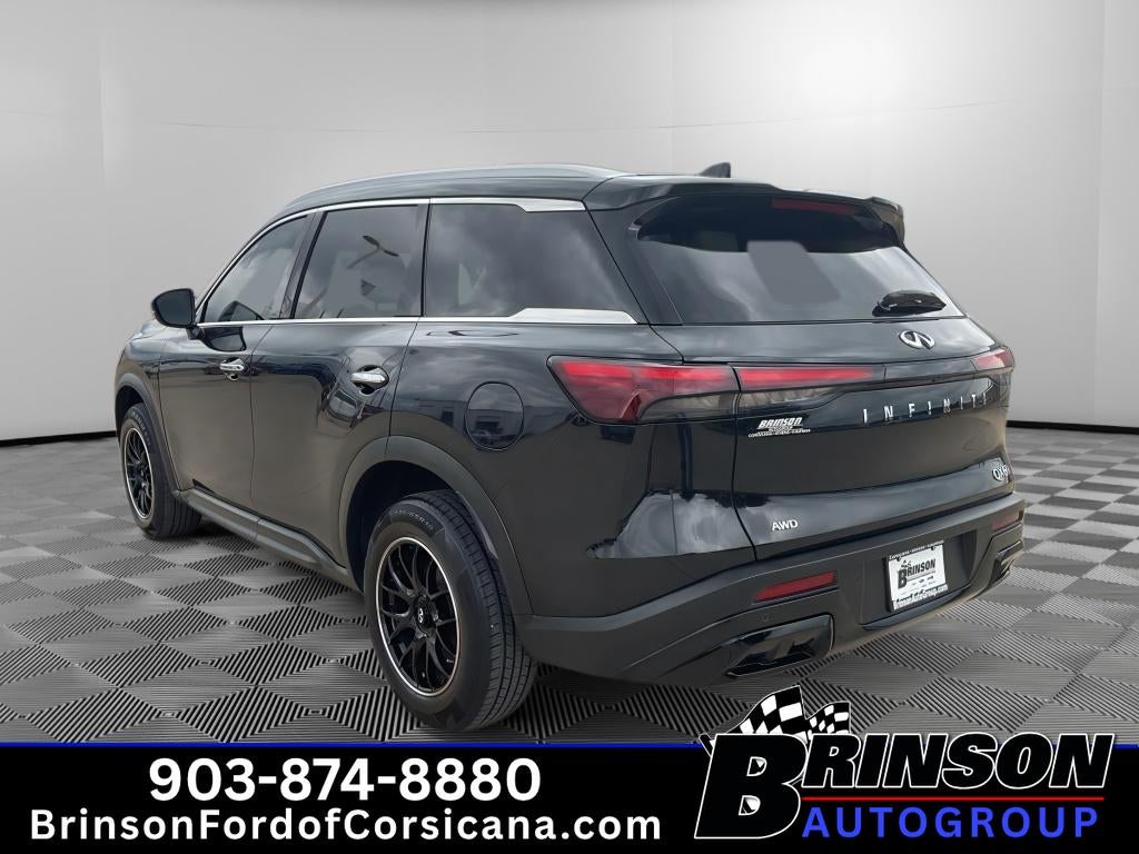 2023 INFINITI QX60 LUXE