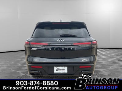 2023 INFINITI QX60 LUXE