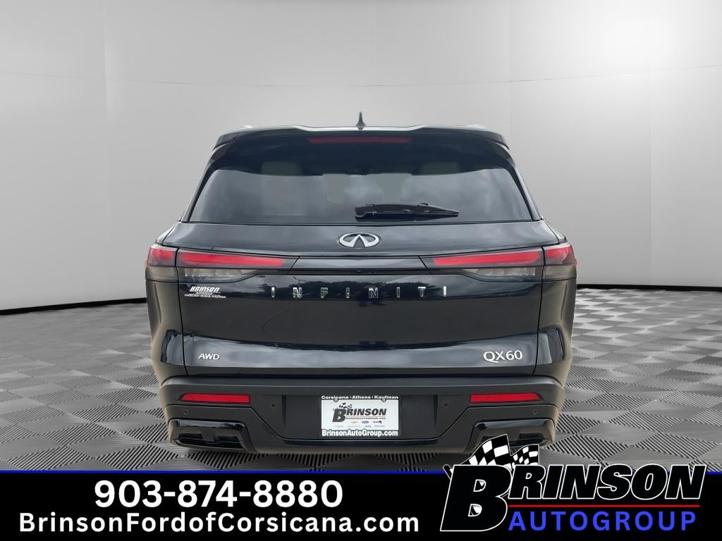 2023 INFINITI QX60 LUXE