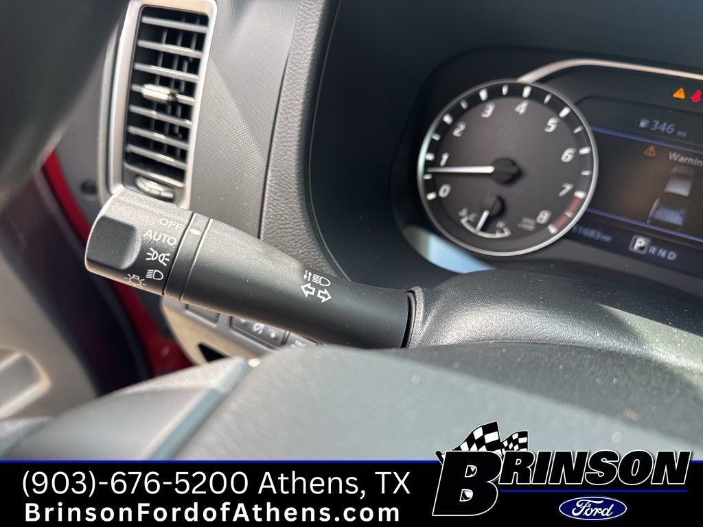 2023 Nissan Frontier SV