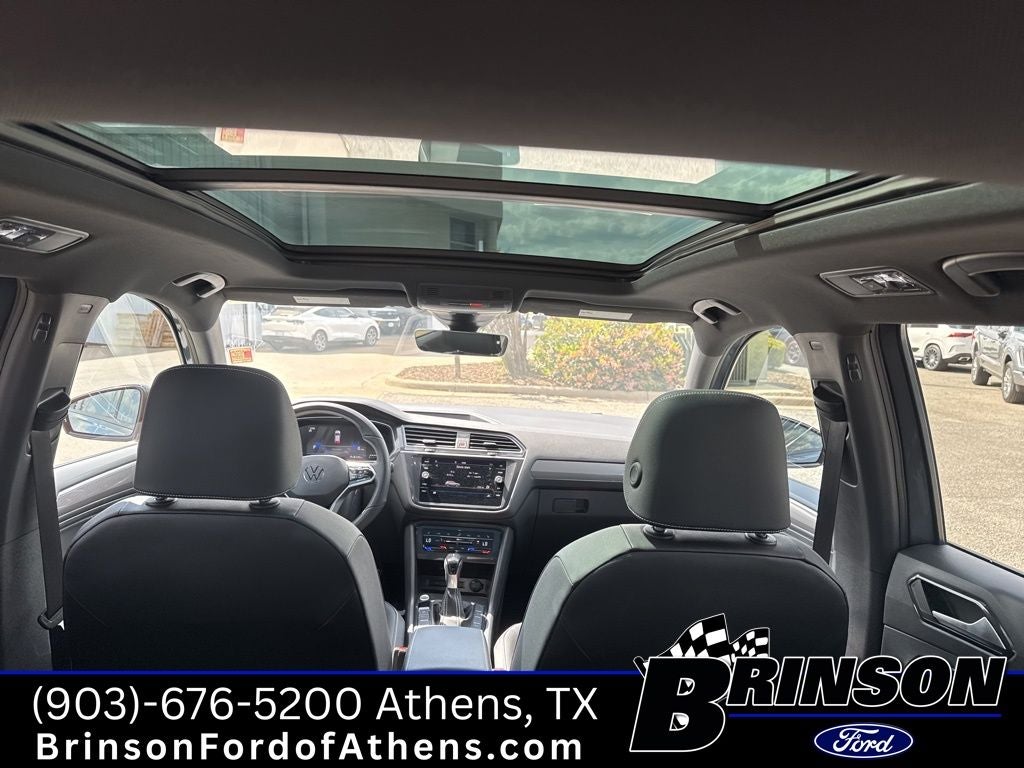 2024 Volkswagen Tiguan SE R-Line Black