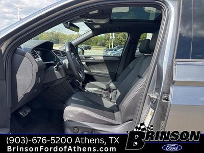 2024 Volkswagen Tiguan SE R-Line Black