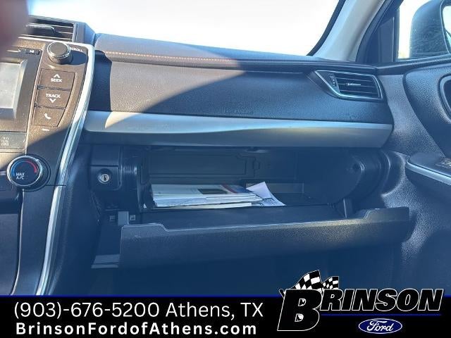 2017 Toyota Camry SE