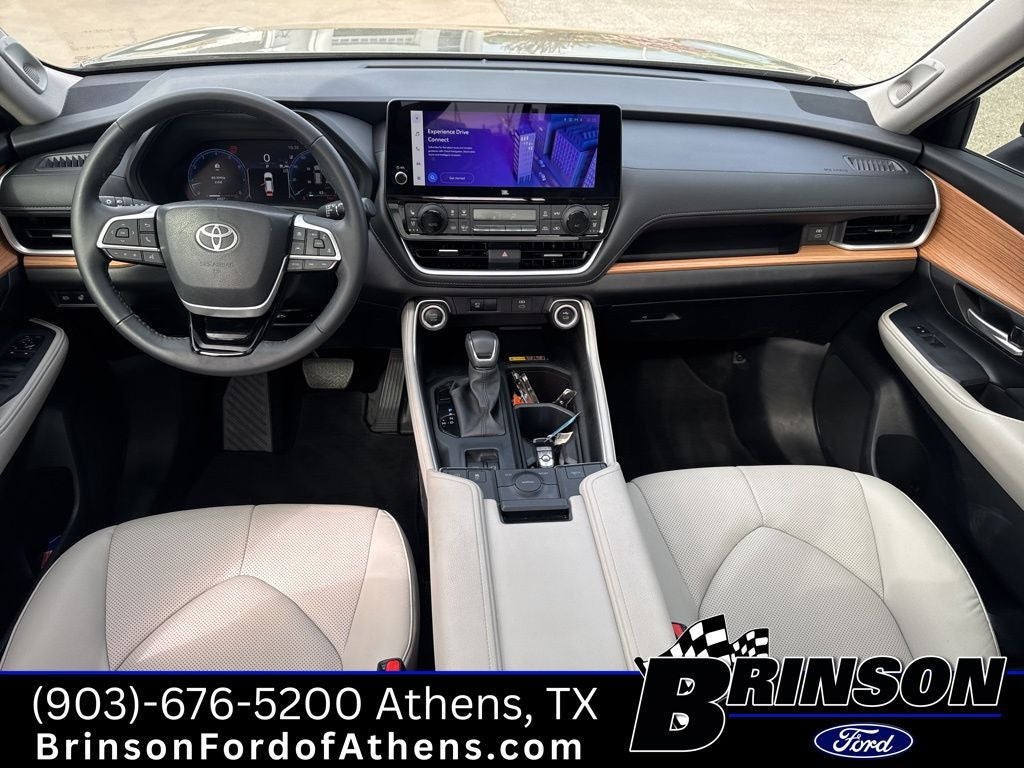 2025 Toyota Grand Highlander Base