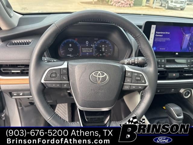 2025 Toyota Grand Highlander Base