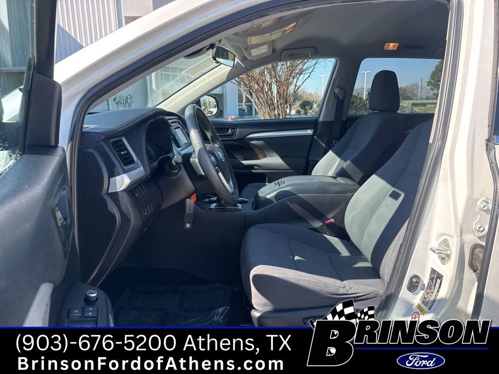 2019 Toyota Highlander LE