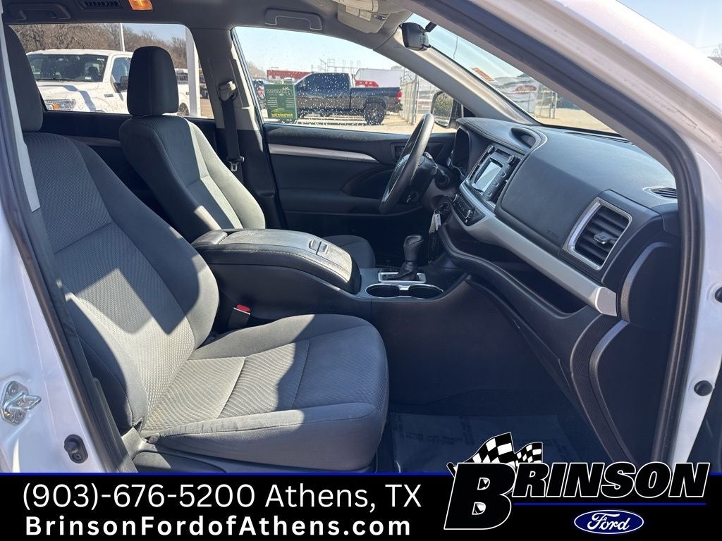 2019 Toyota Highlander LE