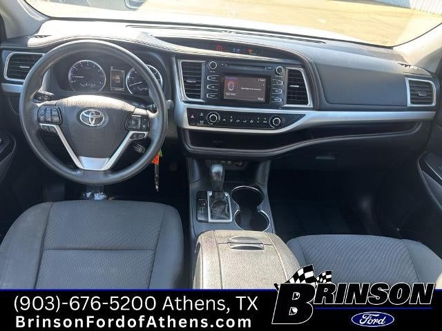 2019 Toyota Highlander LE