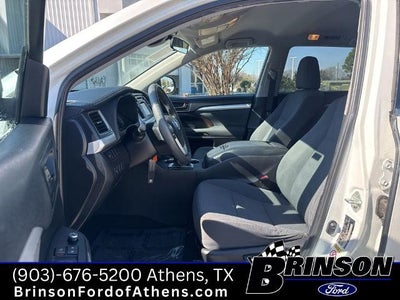 2019 Toyota Highlander LE