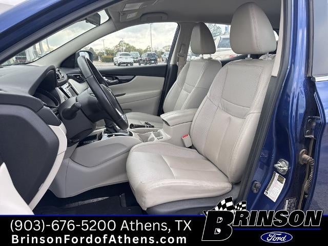 2022 Nissan Rogue Sport SL