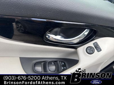 2022 Nissan Rogue Sport SL