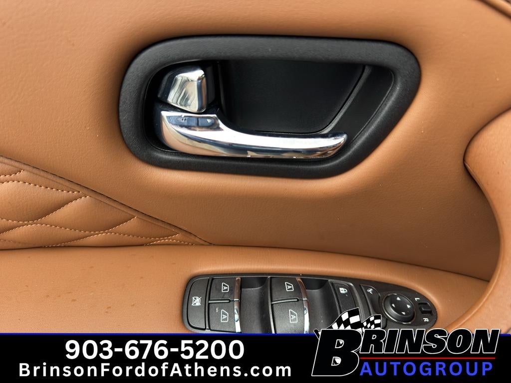 2023 INFINITI QX80 SENSORY