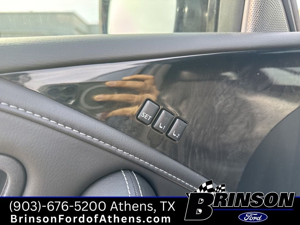 2024 INFINITI QX80 Sensory