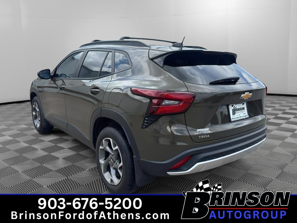 2024 Chevrolet Trax LT